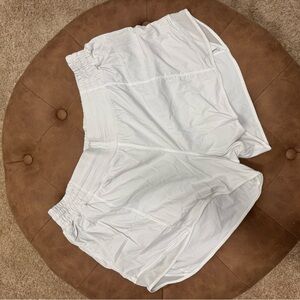 lululemon Hotty Hot Shorts - white